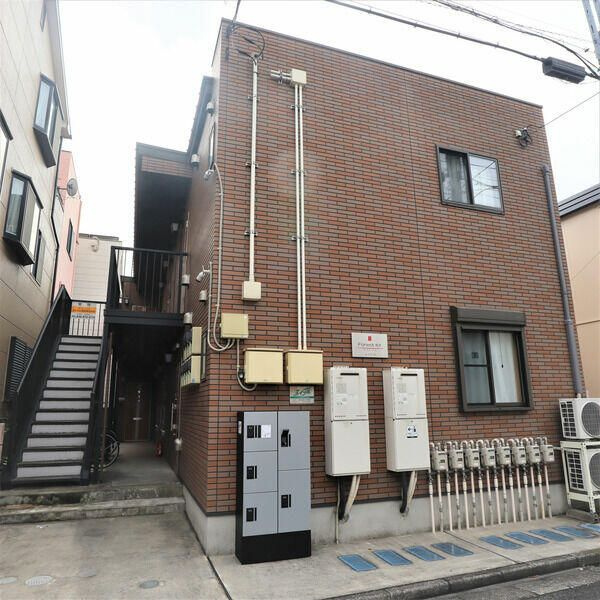 フォレスト根岸の外観