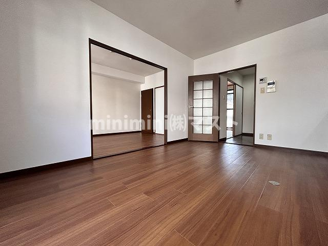 ハーバーウィンズ天保山の居間・リビング