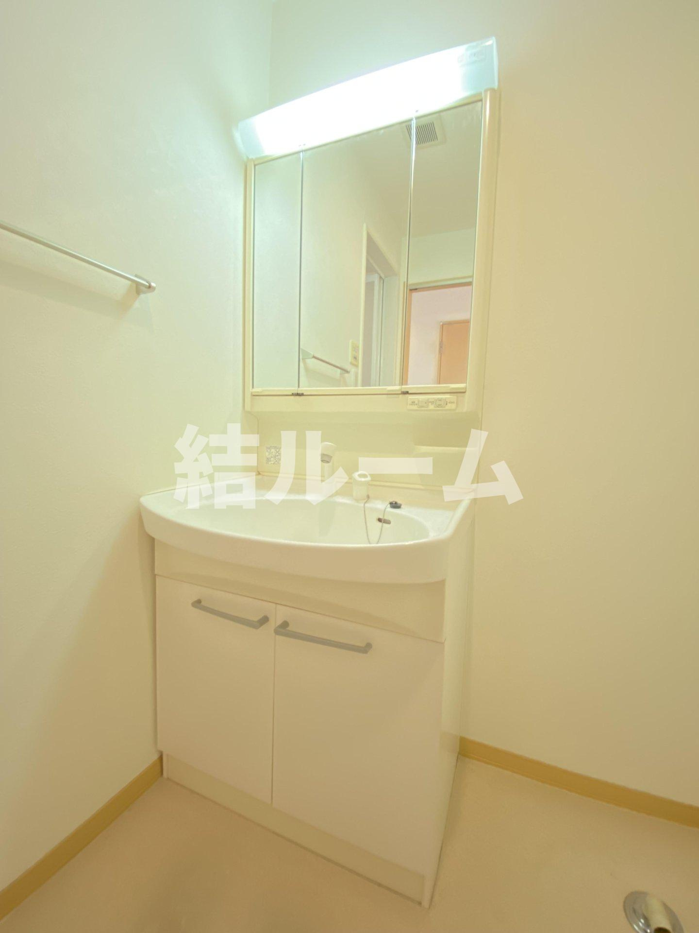 練馬区早宮３丁目のアパートの洗面所