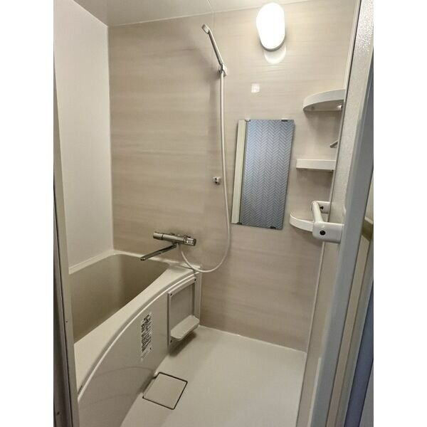 シャルム美郷の浴室