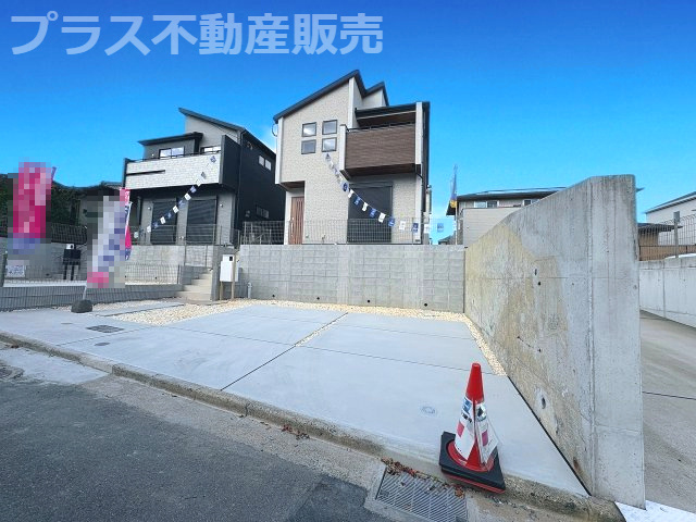 【外観】 | 福岡市東区美和台3丁目　2号棟（全2棟）【仲介手数料無料・0円】 | 現地写真。同じ物件を見るなら、プラス不動産販売にお任せ下さい。