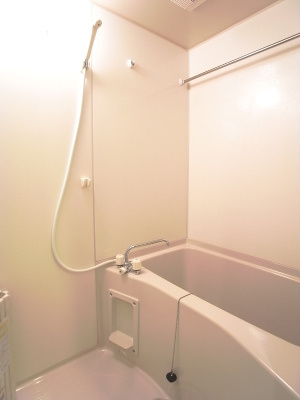 【浴室】 | リブリ・三ツ沢フラッツ | お風呂です