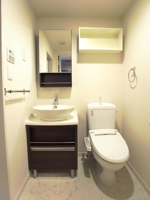 【トイレ】 | リブリ・三ツ沢フラッツ | ゆったりとした空間のトイレです