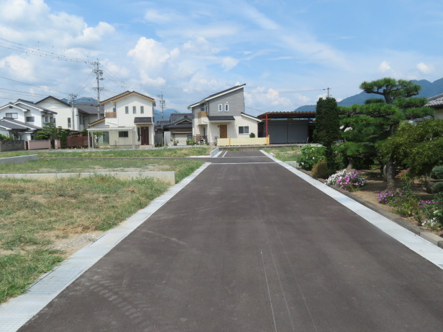 東邦ピュアコート諏訪形の外観
