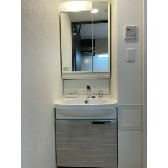 【洗面所】