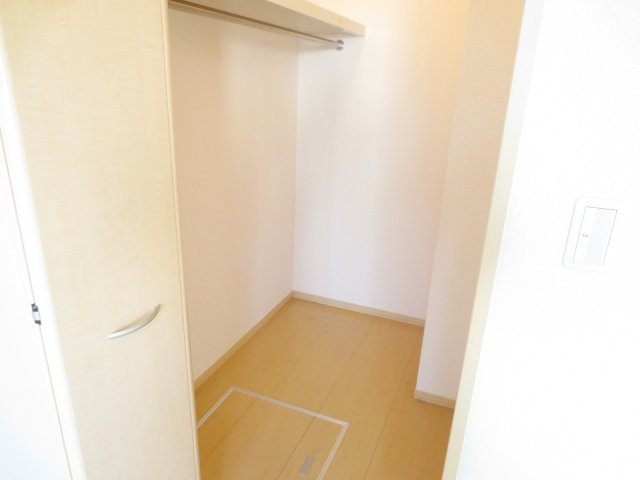 グランメール（内谷）の収納|別号室の参考写真です。