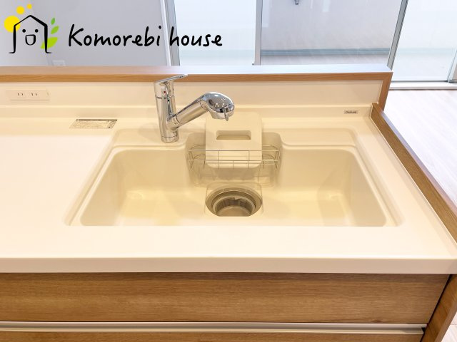 ビクトリアアネーロ大宮のキッチン|コンパクトなキッチンで掃除もラクラク