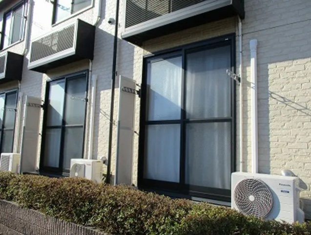 レオパレスルミエールのバルコニー