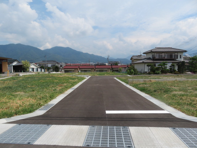東邦ピュアコート諏訪形の周辺|西側　位置指定道路