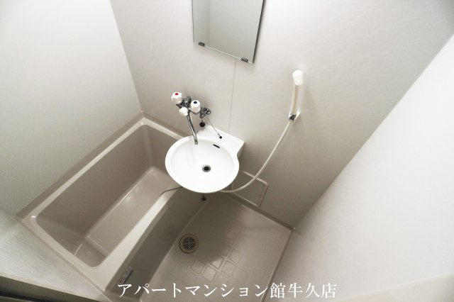 レオパレスケリュスAの浴室