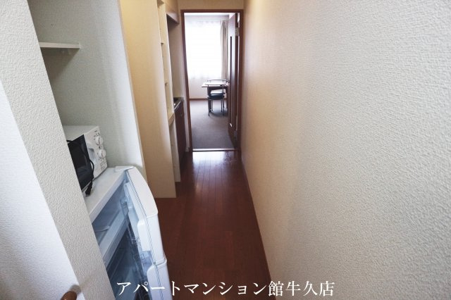 レオパレスケリュスAの玄関