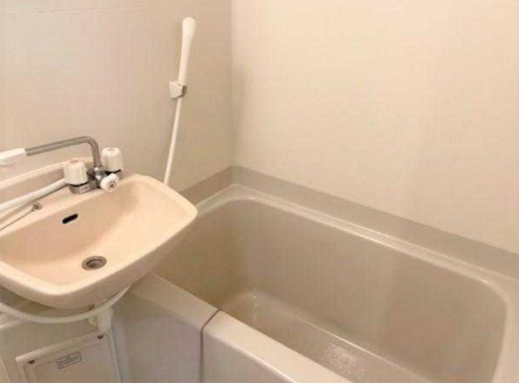 GRACE　GARDEN（グレイスガーデン）の浴室