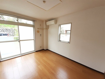 【洋室】 | アイリスＢ | 洋室です