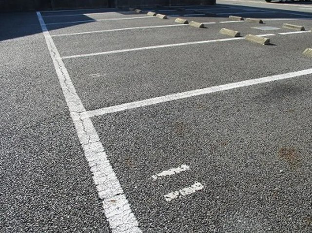 レオパレスソレーユⅡの駐車場