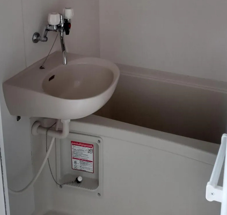 レオパレスひたち野の浴室