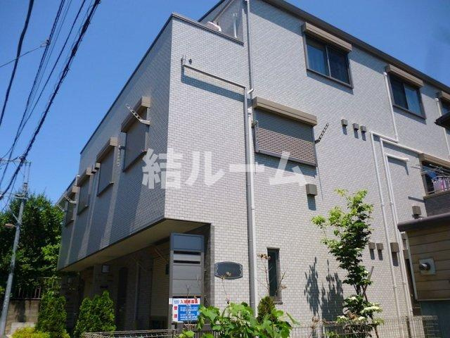 文京区白山４丁目のアパートの外観