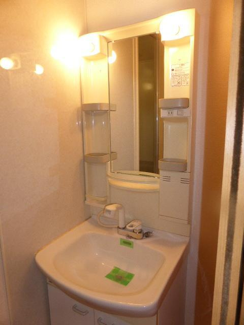 フローラ東大宮の洗面所