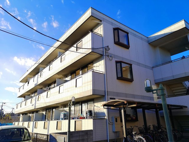 川崎市多摩区中野島２丁目のアパートの外観