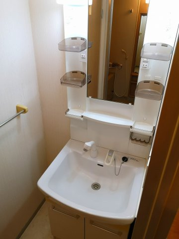 川崎市多摩区中野島２丁目のアパートの洗面所