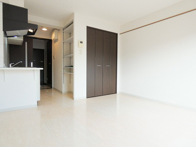 【居間・リビング】 | ロイヤルマンションC.O.R