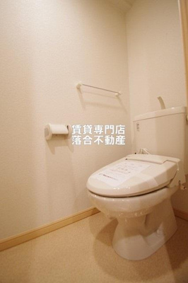 【トイレ】 | メゾンノーブル | 温水洗浄暖房便座付き