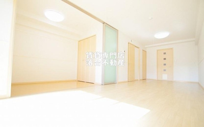 【居間・リビング】 | メゾンノーブル | 明るくて広々としたリビング♪