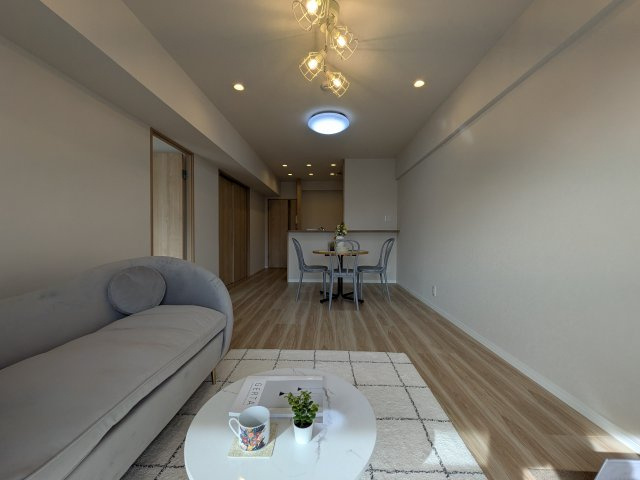 【居間・リビング】 | ☆ホームステージングしています。家具は撮影用です。

