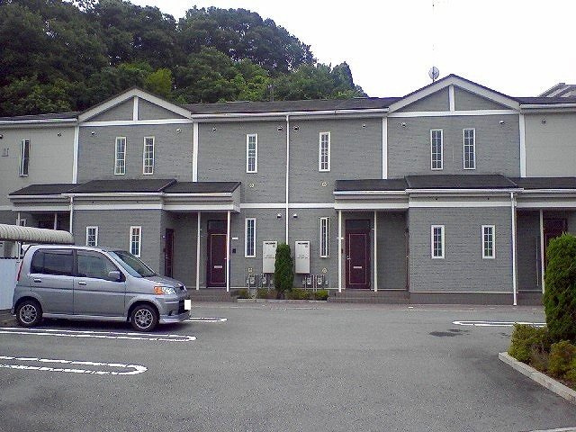 シャトレ小竹　Ⅱのエントランス