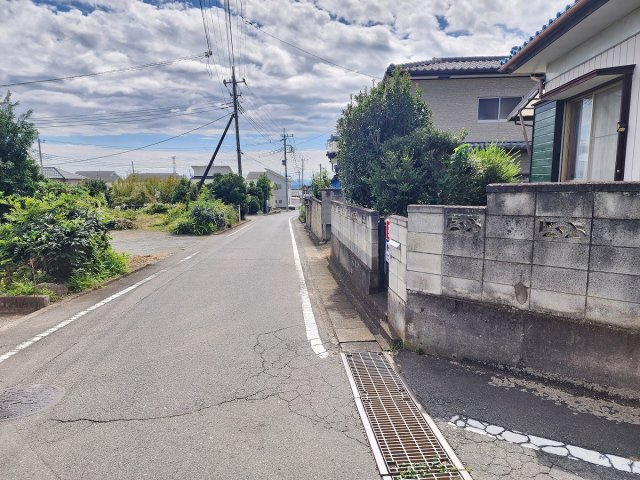 高崎市箕郷町生原　売土地の前面道路含む現地写真