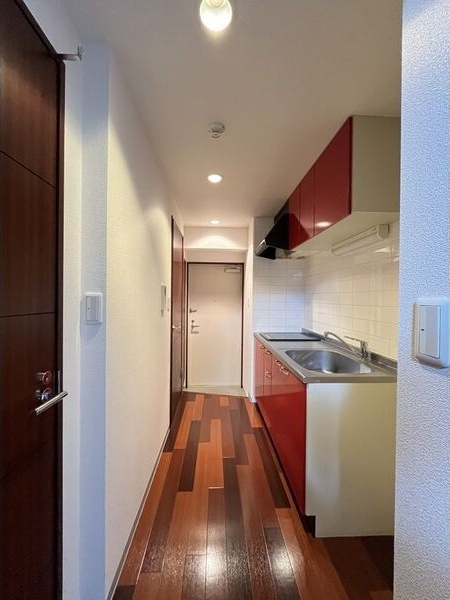 プロシード吹上の玄関