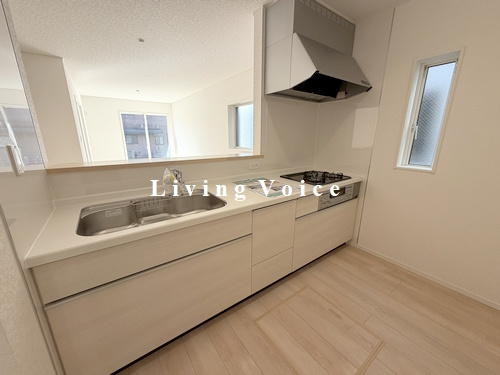 【キッチン】 | 【仲介手数料０円】厚木市下荻野第18　新築一戸建て　全2棟 | 厚木市下荻野第18　新築一戸建て　全2棟