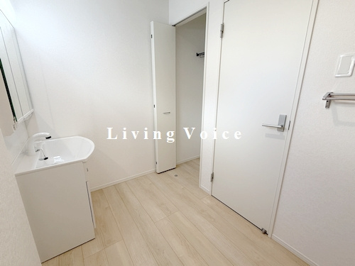 【脱衣所】 | 【仲介手数料０円】厚木市下荻野第18　新築一戸建て　全2棟 | 厚木市下荻野第18　新築一戸建て　全2棟