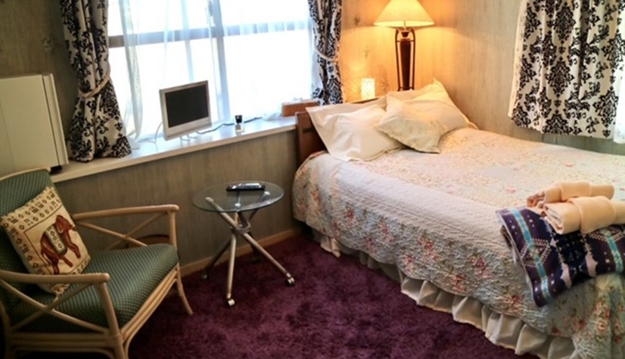 宮古島市平良字西原　の洋室