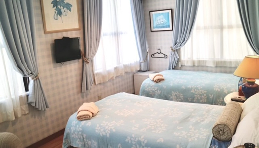 宮古島市平良字西原　の洋室