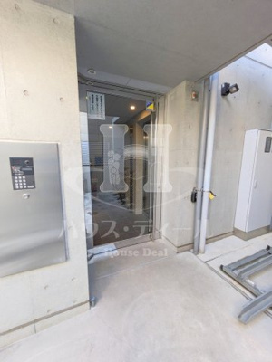 【エントランス】 | レピュア王子本町 | ゆとりのあるエントランスです