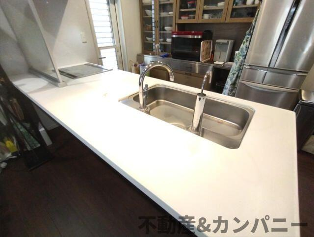 松山市和泉北４丁目の中古一戸建のキッチン|使いやすいキッチンです