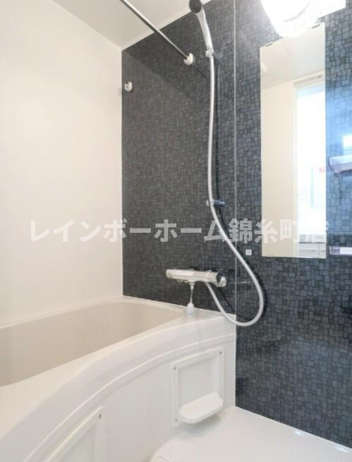 エクセラン柴又の浴室