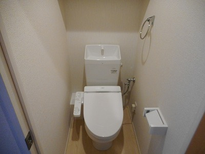 川崎市多摩区宿河原５丁目の賃貸マンションのトイレ