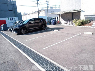 【駐車場】 | ザ・プレミア旭町