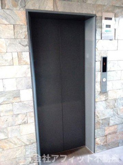 【その他】 | ザ・プレミア旭町 | エレベーター