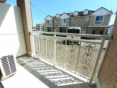 【バルコニー】 | アビテイスⅠ | 広々としたバルコニーです