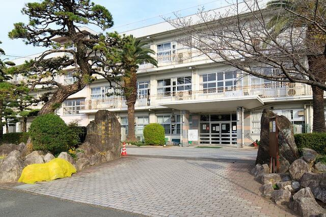 サンコート　久留米市東櫛原町の周辺|櫛原中学校まで880m 