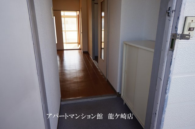 ニューシティ志げBの玄関