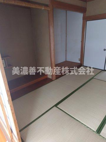 ６５３９５　岐阜市切通中古戸建ての和室