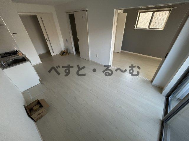 KTIレジデンス西新町の居間・リビング