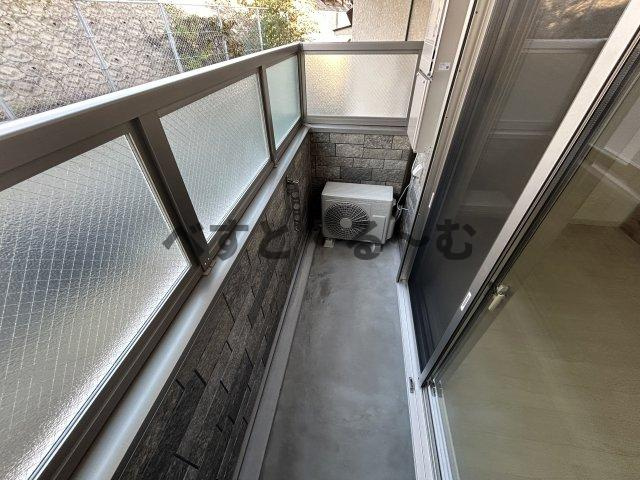 KTIレジデンス西新町のバルコニー