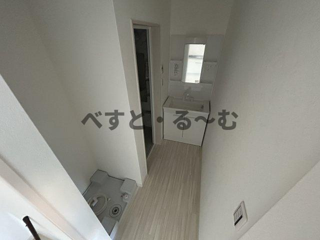 KTIレジデンス西新町の独立洗面台