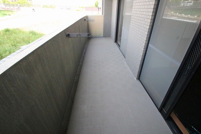 ユアコート東原のバルコニー
