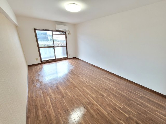 グランドセレブ真木の居間・リビング|※現況優先
