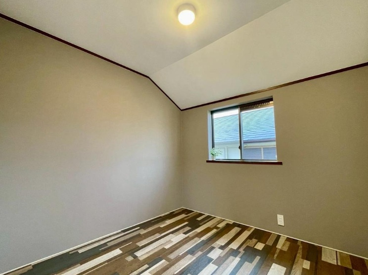 神戸市西区桜が丘東町2丁目の洋室